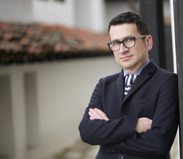 Pse opozita nxjerr 10 emra kot dhe banalizon garën për