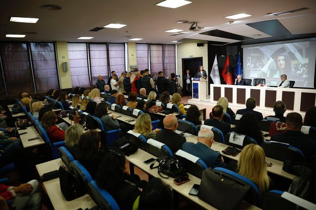Kumbaro uron nisjen e vitit të ri akademik nga Shkodra: Koha të