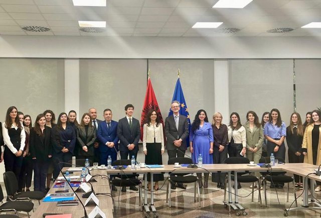 Spiropali: Diplomacia ekonomike, prioritet strategjik drejt Shqipërisë