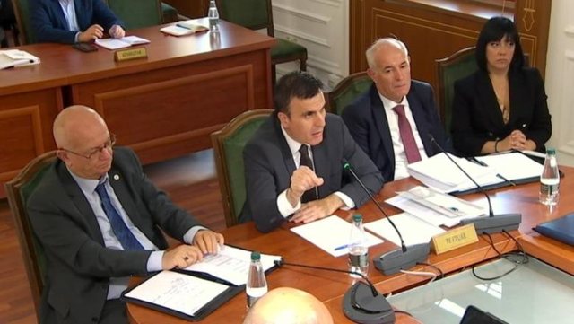 Kryeprokuori: Mbrojtja e institucioneve nga Ilirjan Guard jo funksionale!