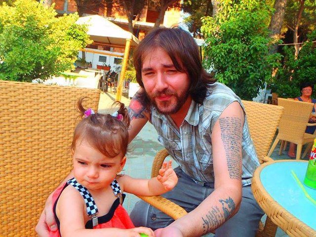 Kastro Zizo: Vajza ime vuan nga çrregullimet e autizmit, nuk më