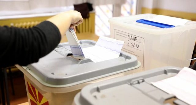 Zgjedhjet lokale në Maqedoninë e Veriut, nis numërimi! VLEN