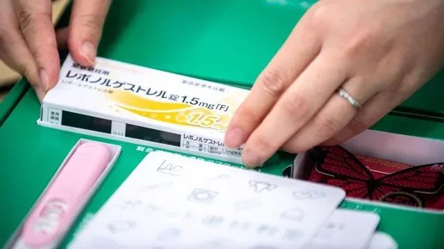 Japonia lejon për herë të parë pilulën kontraceptive