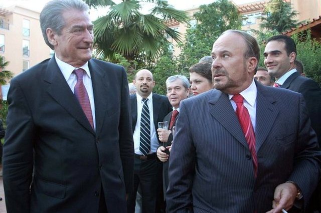 Sali Berisha: Ja kush e futi në burg Fatos Nanon!