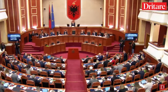 Altin Dumani sot në Kuvend. Seancë maratonë, ja rendi i