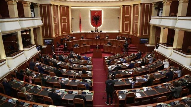 Kuvendi miraton ngritjen e Komisioneve për Reformën Zgjedhore dhe