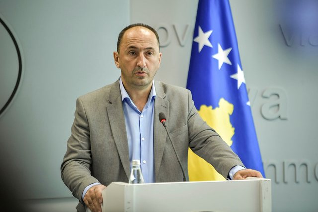 Ish-ministri i Kurtit, Liburn Aliu emërohet drejtor i Portit të