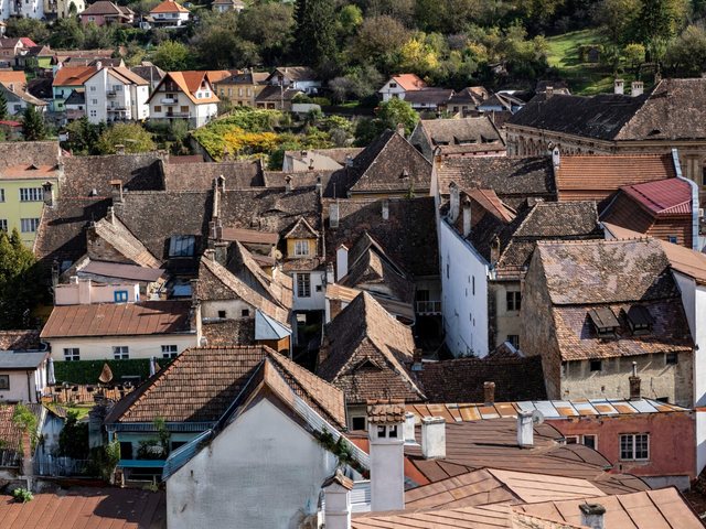 6 destinacione përrallore në Evropë/ Kulla, mure mesjetare dhe