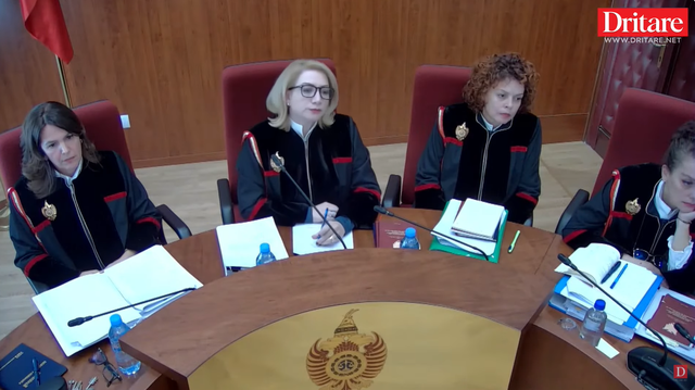 Kushtetuesja rrëzon kërkesën e Presidencës. Dekreti i Begajt