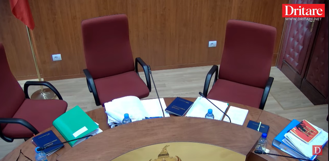 Veliaj në Kushtetuese, seanca ndërpritet për 20 minuta pushim!