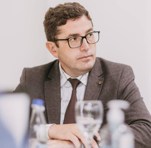 Rrëfimi që s’e morëm nga Fatos Nano