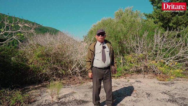 Kujtime nga ballkoni me pamje nga Vlora! Jeta në pallatet e oficerëve