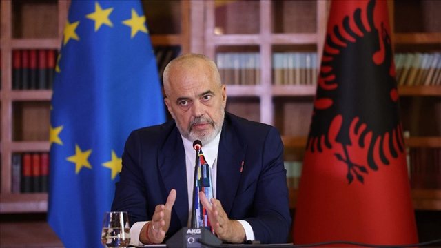 Rama: Nga 1 janari 2026 paga minimale rritet në 500 euro