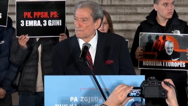 Berisha para Kryeministrisë: Pse po protestojmë sot!