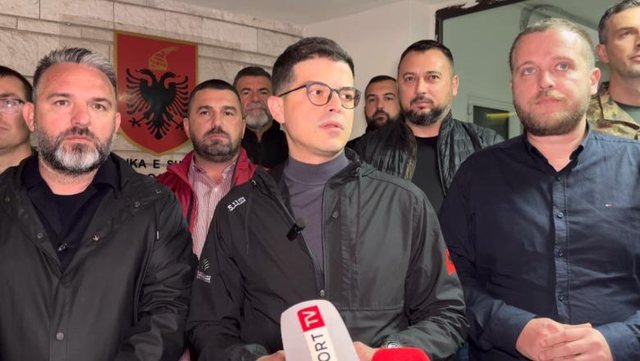 Moti i keq/ Ministri Vengu nga Saranda: 25 familje të evakuara, po