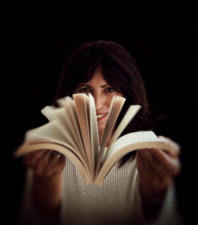 Në Greqi më arrestuan se isha një brune me makinë gri!