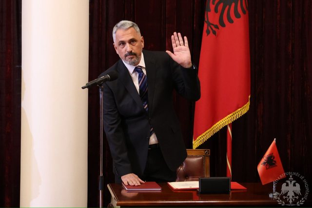 Mbaron mandati i Holta Zaçajt, betohet Asim Vokshi si gjyqtar i ri i