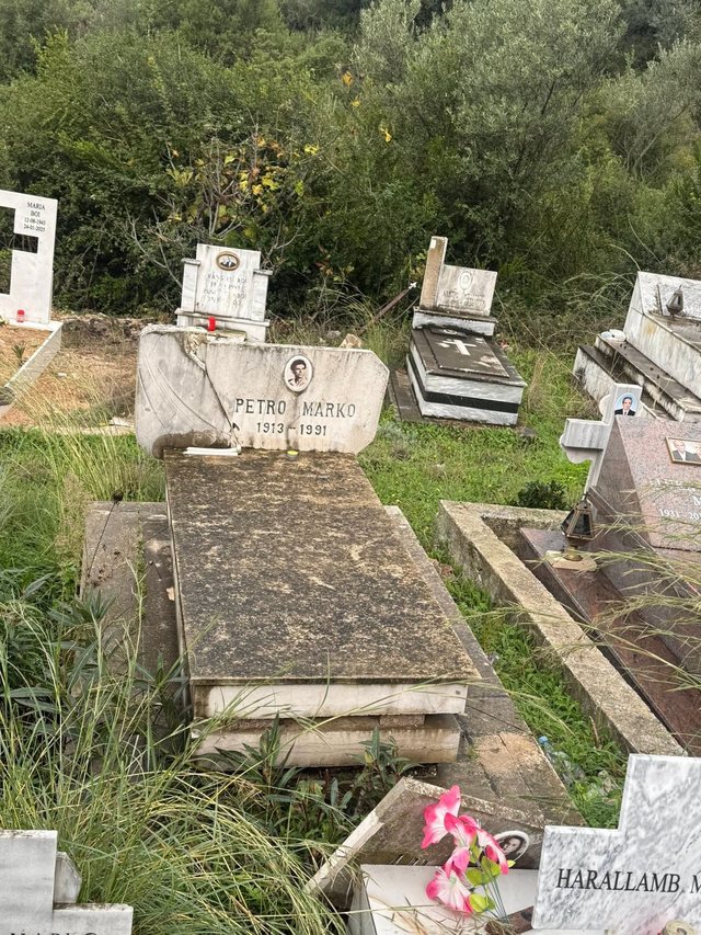 Varri i Petro Markos dhe turpi ynë!