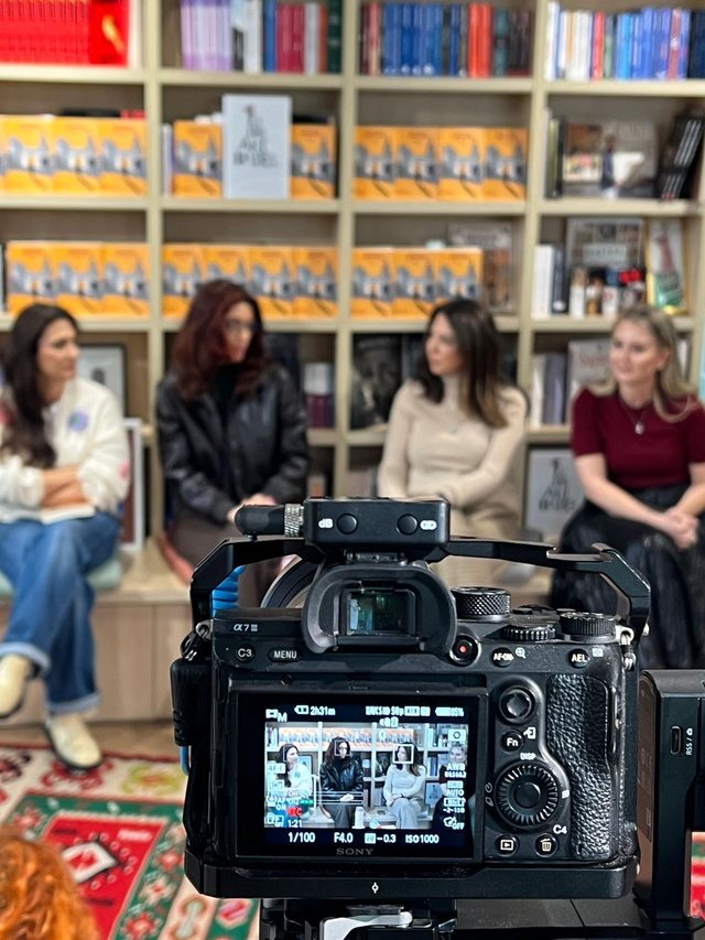 Ledia Xhoga, autorja e Booker Prize, vjen në Tiranë!