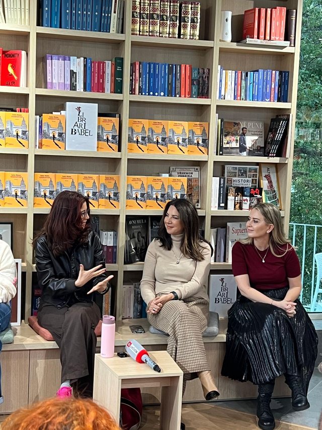 Ledia Xhoga, autorja e Booker Prize, vjen në Tiranë!