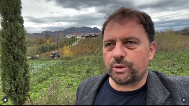 Altin Prenga për festat e nëntorit: Festojmë me flamuj