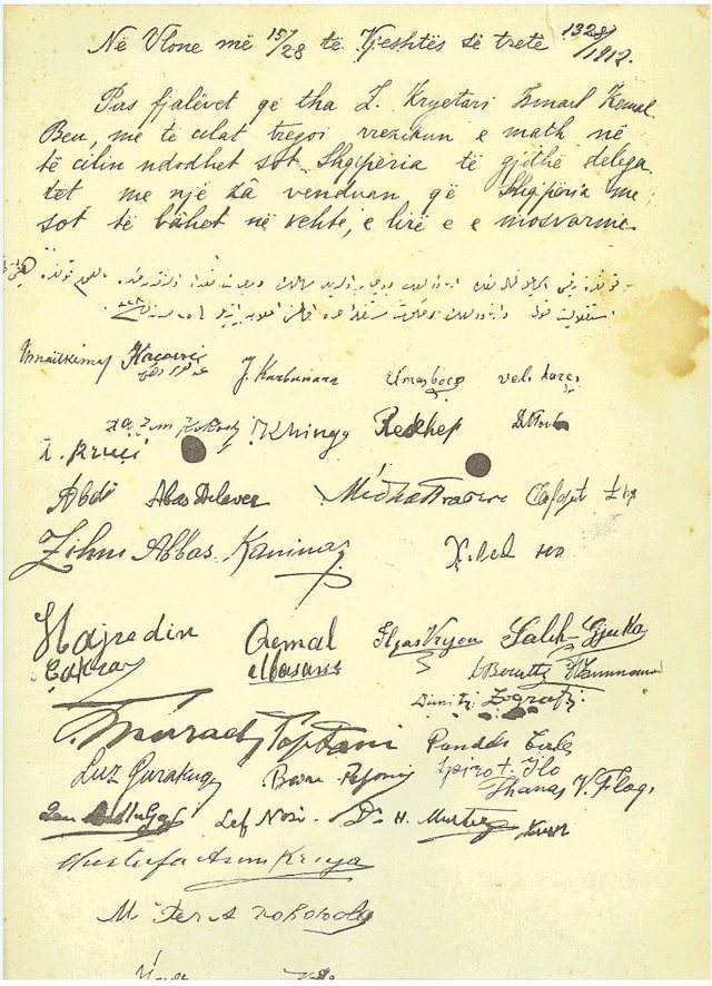 40 firmëtarët dhe idea për një panteon me varret e tyre