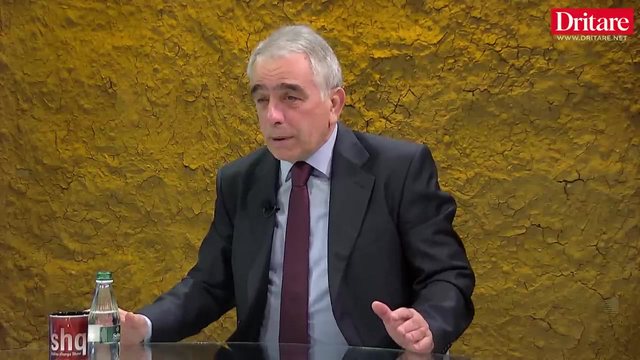 Pëllumb Xhufi: Shqipërinë e Madhe nuk e bënë