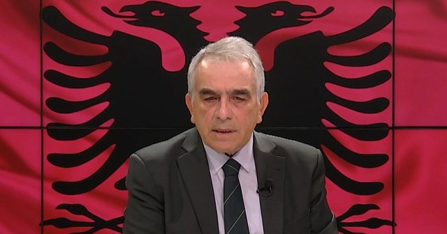 Xhufi: Shqiptarët ndanë bukën e gojës me 25 mijë