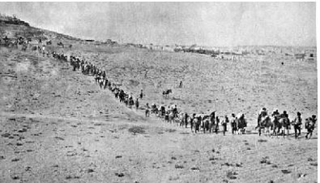 Dimri i vitit 1945! Mjeku italian çaktivizon bombën dhe shpëton