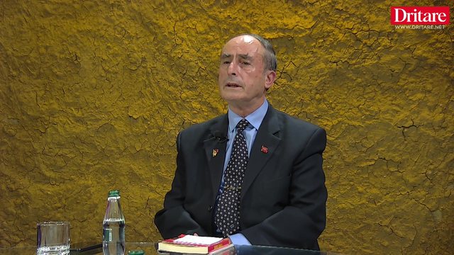 Ambasada Ruse na fyeu më 29 Nëntor! Flet ish-shefi i Policisë,