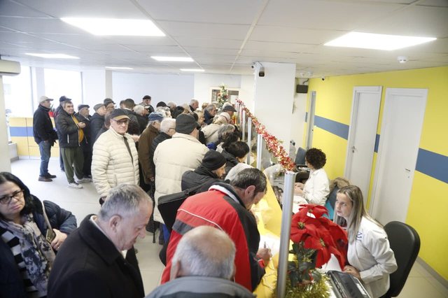 Kur pamjet flasin vetë/ Nis shpërndarja e shpërblimeve