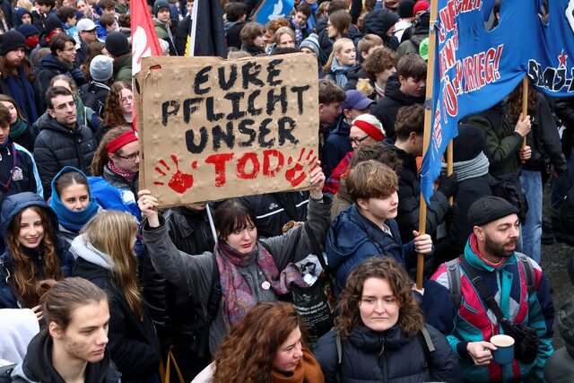 Alarm në Gjermani: Të rinjtë kundër shërbimit ushtarak