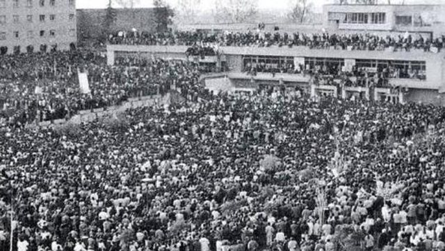 8 Dhjetori. Dita e Rinisë, 35 vjet nga Lëvizja Studentore e vitit 1990