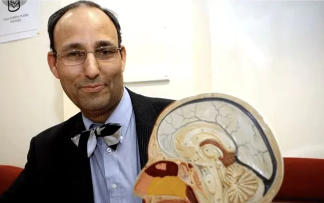 Një kirurg më paralizoi. Pastaj zbulova se isha një nga 200