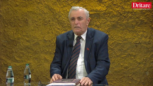 Mark Palnikaj tregon faktet historike: Si u mbijetoi gjuha shqipe, 500 viteve