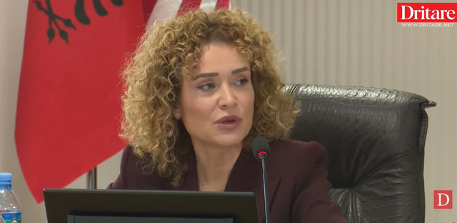 Musabelliu: Unë kafe në zyrë nuk jap!