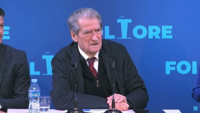 Berisha foltore në Elbasan! Sulmon vendimin e Gjykatës për