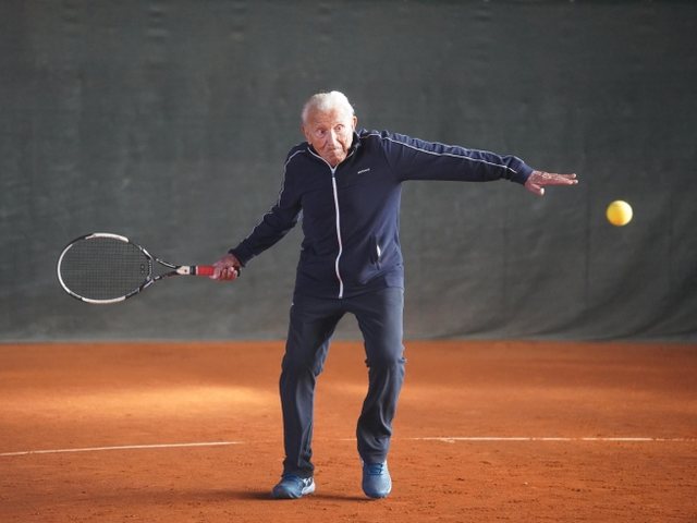Nuk &euml;sht&euml; dieta. Sekreti i mjekut 100 vje&ccedil;, q&euml; luan tenis