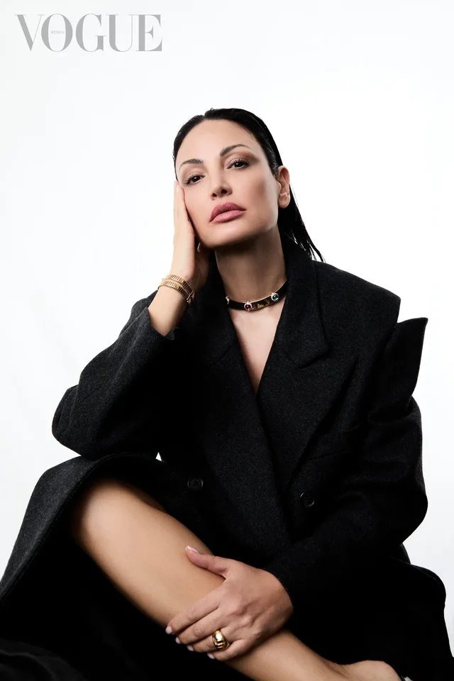 Bleona Qereti shkëlqen në numrin e dhjetorit të revistës