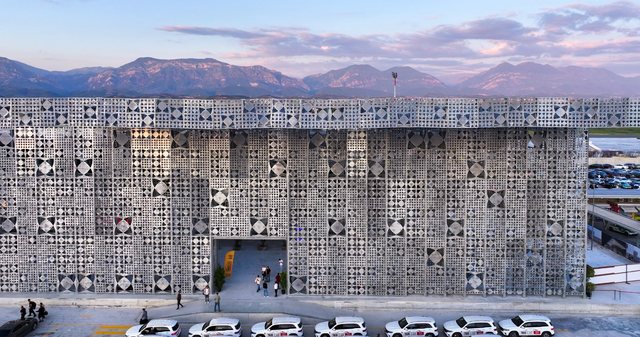 Historike! Për herë të parë fluturime direkte