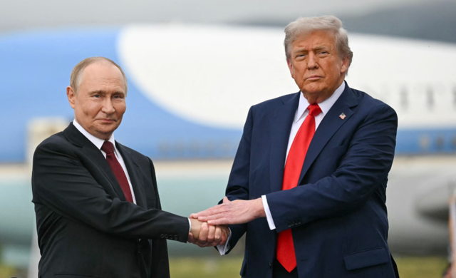 Pse Trump dhe Putin e shohin Europ&euml;n si armike