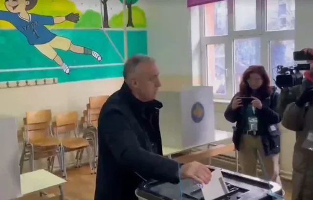 Lista Serbe voton  n&euml; grup!