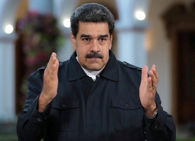 &Ccedil;far&euml; thot&euml; Lea Ypi p&euml;r precedentin Maduro!