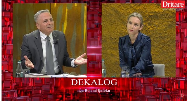 Lea Ypi: Rama, Berisha, ja kryeministri q&euml; vler&euml;soj!