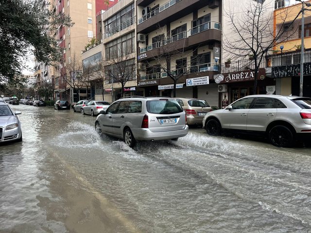 Durr&euml;s, koha t&euml; hapim kanale!