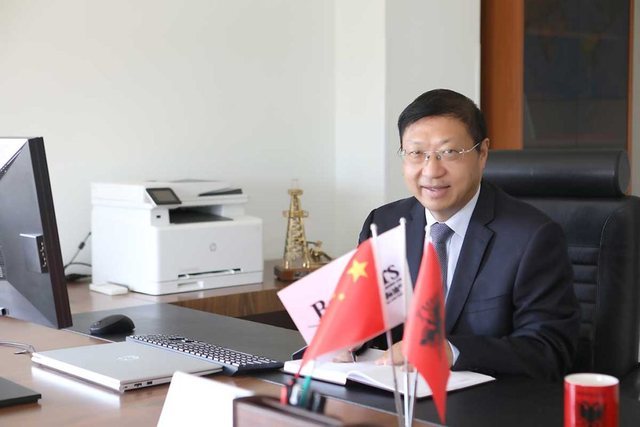 GJKKO liron nga burgu CEO-n kinez t&euml; Bankers Petroleum