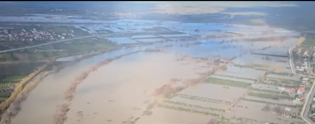 Lumi Vjosa doli nga shtrati, urdhër i menjëhershëm evakuimi