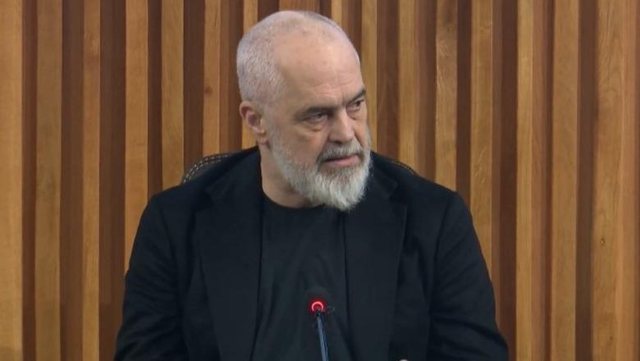 Rama: Koha p&euml;r t&euml; rishikuar ligjin p&euml;r arsimin e lart&euml;!