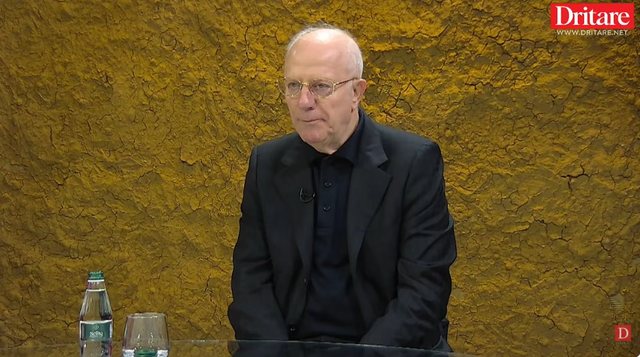 Nga &ccedil;el&euml;sat e Thesarit, te vjedhja e floririt t&euml; Krrab&euml;s!