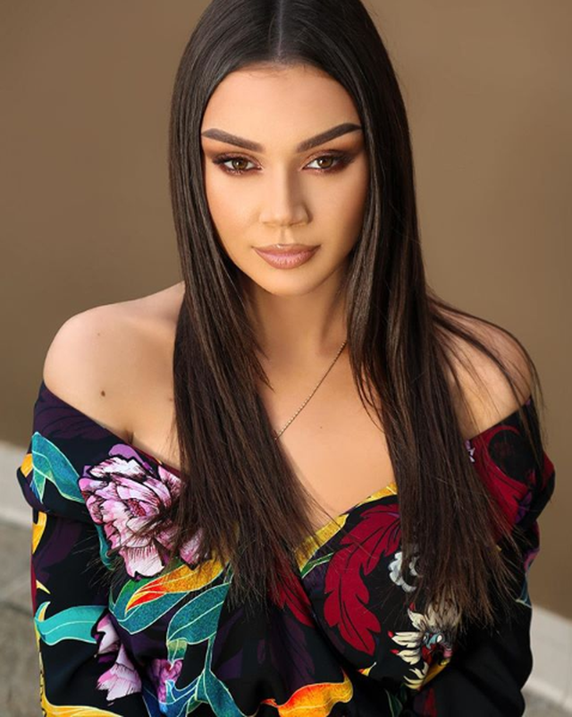 Ja kush hyn sonte n&euml; sht&euml;pin&euml; e BBV5!